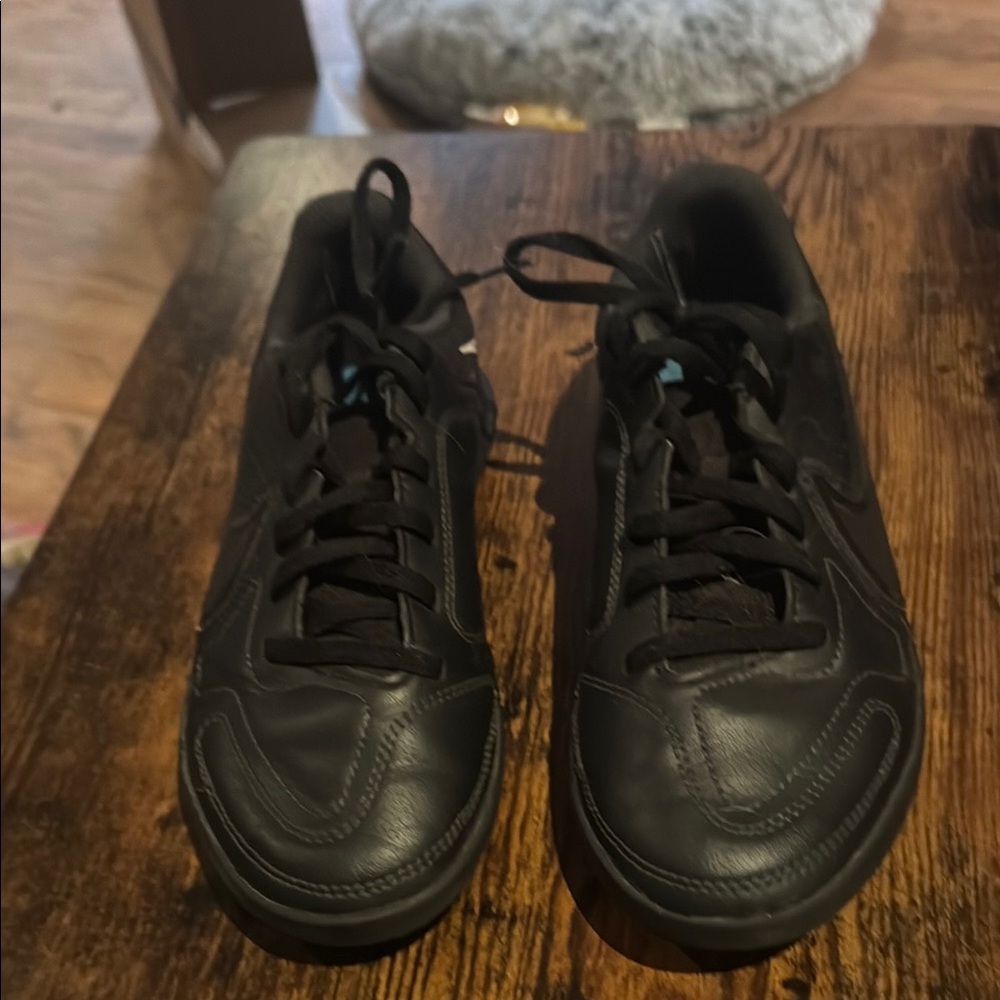 Nike Black Sneakers Low-Top Comfort